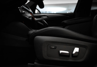 Подержанный автомобиль BMW X4 2019 года (25 фото)