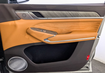 Подержанный автомобиль Tank 500 2023 года (25 фото)