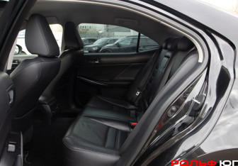 Подержанный автомобиль Lexus IS Sedan 2014 года (8 фото)