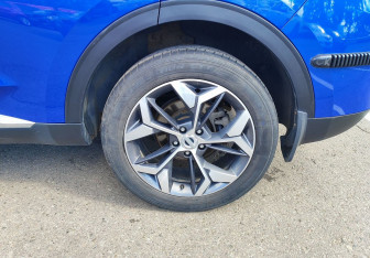 Подержанный автомобиль Haval F7 2021 года (12 фото)