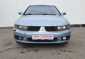 Подержанный автомобиль Mitsubishi Galant Sedan 2003 года (2 фото)