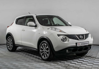 Подержанный автомобиль Nissan Juke 2013 года (3 фото)