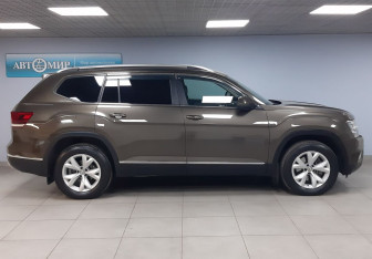 Подержанный автомобиль Volkswagen Teramont 2019 года (4 фото)