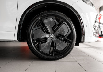 Новый Volkswagen Tiguan 2024 (10 фото)