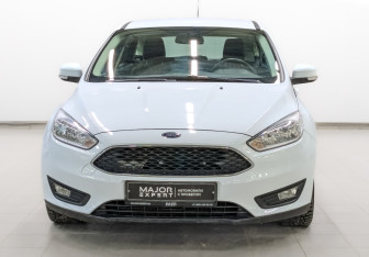 Подержанный автомобиль Ford Focus Hatchback 2018 года (2 фото)