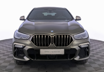 Подержанный автомобиль BMW X6 2020 года (2 фото)
