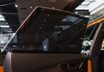 Подержанный автомобиль Audi Q8 2019 года (9 фото)