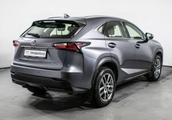 Подержанный автомобиль Lexus NX 2017 года (5 фото)