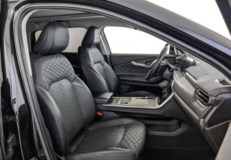 Подержанный автомобиль Exeed TXL 2022 года (24 фото)