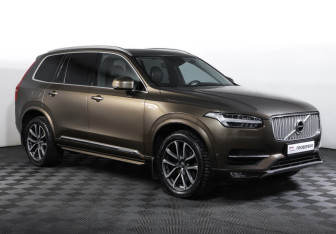 Подержанный автомобиль Volvo XC90 2017 года (3 фото)
