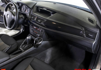 Подержанный автомобиль BMW X1 2012 года (9 фото)