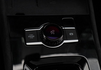 Подержанный автомобиль Volkswagen Tiguan 2025 года (22 фото)