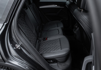 Подержанный автомобиль Audi Q5 2021 года (8 фото)