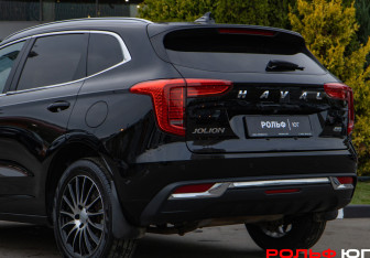 Подержанный автомобиль Haval Jolion 2023 года (19 фото)