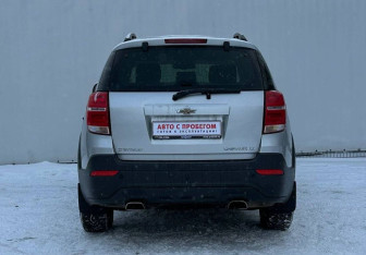 Подержанный автомобиль Chevrolet Captiva 2013 года (6 фото)