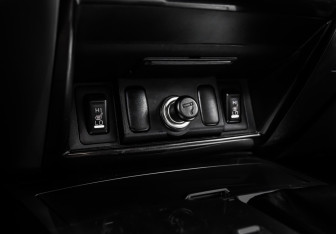 Подержанный автомобиль Mitsubishi Pajero Sport 2013 года (15 фото)