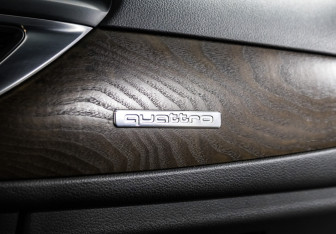 Подержанный автомобиль Audi A6 Sedan 2014 года (23 фото)