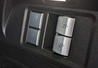 Подержанный автомобиль GAC GS8 2024 года (27 фото)