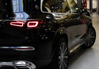 Новый Mercedes-Benz Maybach GLS 2023 (16 фото)
