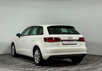 Подержанный автомобиль Audi A3 Hatchback 2013 года (7 фото)