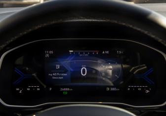 Подержанный автомобиль Jetta VS7 2023 года (8 фото)