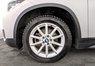 Подержанный автомобиль BMW X1 2019 года (18 фото)