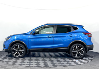 Подержанный автомобиль Nissan Qashqai 2019 года (8 фото)