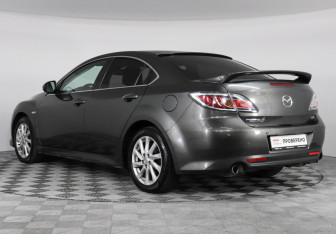 Подержанный автомобиль Mazda 6 Sedan 2011 года (7 фото)