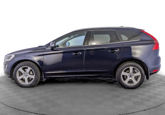 Подержанный автомобиль Volvo XC60 2016 года (8 фото)