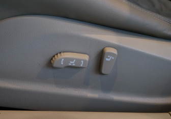 Подержанный автомобиль Nissan Teana 2012 года (18 фото)