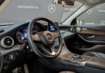 Подержанный автомобиль Mercedes-Benz GLC Coupe 2017 года (15 фото)