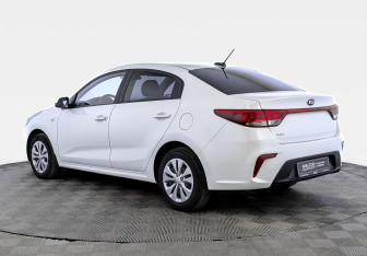 Подержанный автомобиль Kia Rio Sedan 2020 года (7 фото)