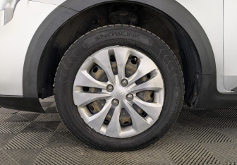 Подержанный автомобиль Kia Rio Hatchback 2021 года (11 фото)