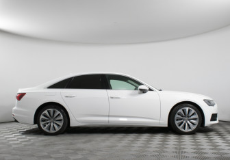Подержанный автомобиль Audi A6 Sedan 2019 года (4 фото)