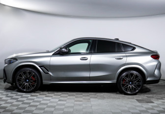 Подержанный автомобиль BMW X6 M 2021 года (8 фото)