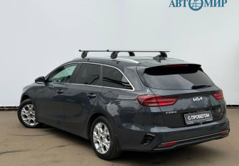Подержанный автомобиль Kia Ceed Wagon 2021 года (6 фото)