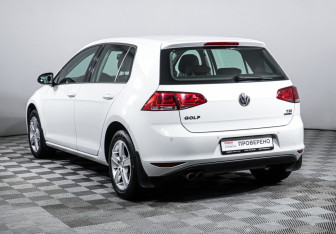 Подержанный автомобиль Volkswagen Golf Hatchback 2014 года (7 фото)