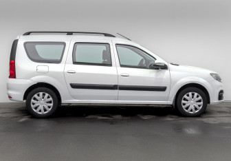 Подержанный автомобиль LADA (ВАЗ) Largus Wagon 2021 года (4 фото)