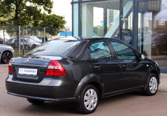 Подержанный автомобиль Ravon Nexia R3 2017 года (4 фото)