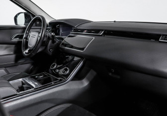 Подержанный автомобиль Land Rover Range Rover Velar 2019 года (9 фото)