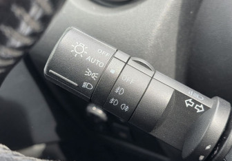Подержанный автомобиль Nissan Qashqai 2009 года (18 фото)