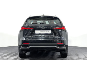 Подержанный автомобиль Lexus NX 2018 года (6 фото)