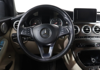 Подержанный автомобиль Mercedes-Benz GLC Coupe 2017 года (18 фото)