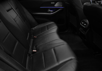 Подержанный автомобиль Mercedes-Benz GLE 2019 года (32 фото)