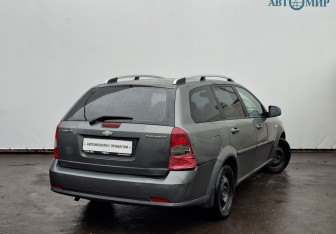 Подержанный автомобиль Chevrolet Lacetti Wagon 2010 года (5 фото)