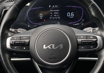 Подержанный автомобиль Kia Sportage 2023 года (16 фото)