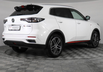 Подержанный автомобиль Changan CS55PLUS 2023 года (5 фото)