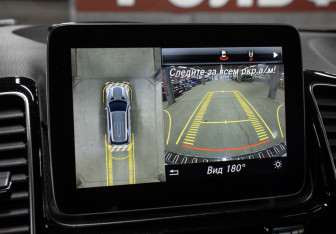 Подержанный автомобиль Mercedes-Benz GLE 2017 года (20 фото)