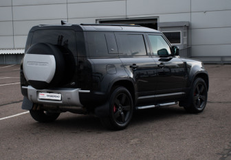 Подержанный автомобиль Land Rover Defender Suv 2020 года (5 фото)