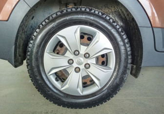 Подержанный автомобиль Hyundai Creta 2016 года (17 фото)